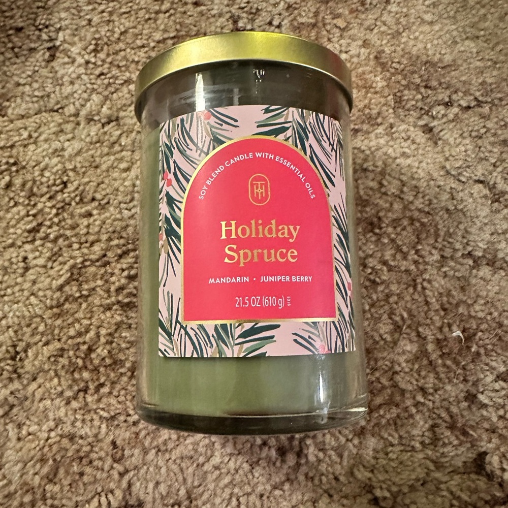 Threshold Holiday Spruce Soy Candle 21.5 oz